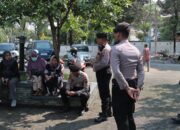 Puluhan Personil Polres Pekalongan Amankan Giat Audiensi Pedagang Pasar Desa Mrican