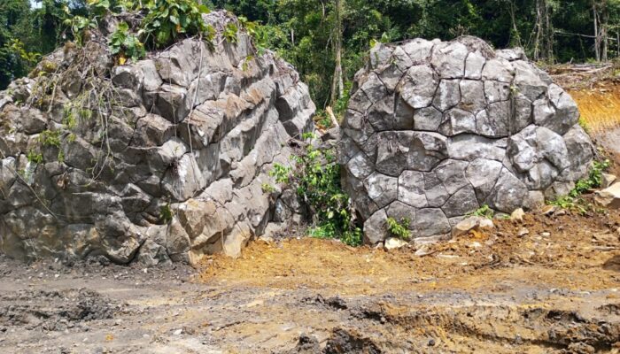 Dituding Rusak Situs Bersejarah, Ahli Waris Kawasan Batu Apoy Angkat Bicara.