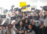 Hasil Sulam Pita Diolah Menjadi Pouch dan Diserahkan Kembali ke SMKN 3 Tangerang