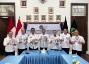 Kakanwil Ditjenpas Banten, Ali Syeh Luncurkan Buku “Bercerminlah” Menggugah untuk Hidup Lebih Baik