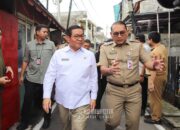 Wali Kota Mendampingi Gubernur Meninjau Puskesmas Pembantu di Kelurahan Serdang