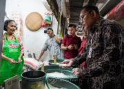 Walikota Jakpus Cek Harga Pangan di Pasar Tradisional dan Modern