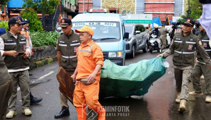 Pengendalian dan Pengawasan Ketentraman serta Ketertiban Umum Kawasan Pasar Tanah Abang