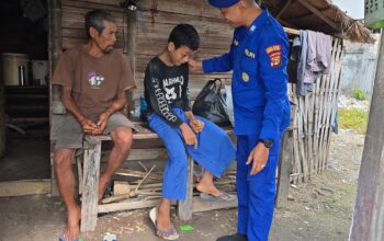 Sat Polairud Polres Lampung Selatan Sambangi Warga Pesisir Bakauheni, Berikan Tali Asih dan Sembako
