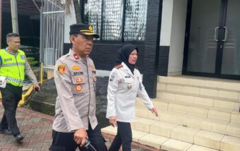 Sambang Hari Raya, Polsek Banten Kunjungi Lapas Perempuan Kelas IIA Tangerang