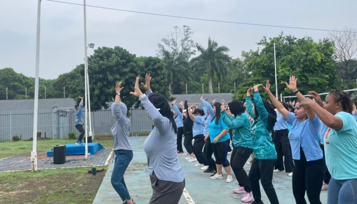 Semangat Sehat dan Kebersamaan, Pegawai dan Warga Binaan Lapas Perempuan Tangerang Gelar Senam Pagi