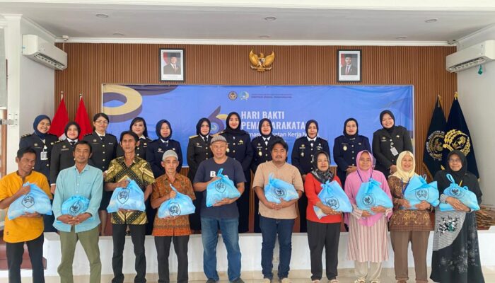 Semarak HBP ke-62, Lapas Perempuan Tangerang Gelar Tasyakuran dan Tebar Bantuan Sosial