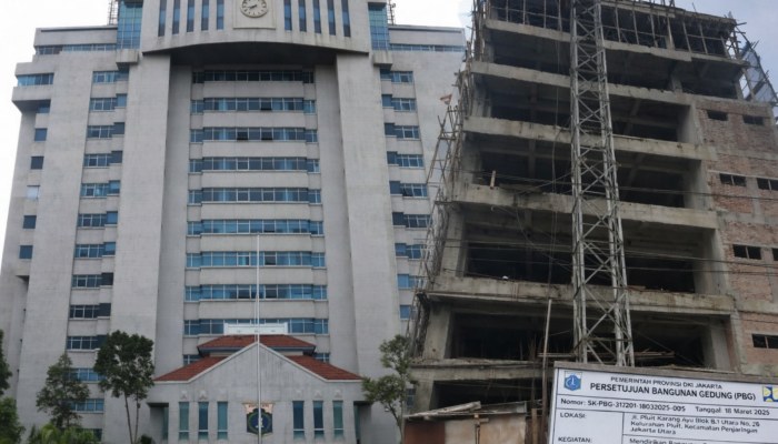 Diduga Abaikan Segel, Proyek Gedung 6 Lantai di Jakarta Utara Terus Berlanjut: Ketegasan Pemkot Dipertanyakan!