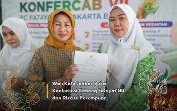 Wali Kota Jakbar Buka Konfercab Fatayat NU, Dorong Perempuan Berani dan Mandiri