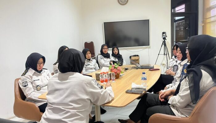 Penguatan Pelayanan dan Pengawasan Kesehatan WBP Melalui Briefing Jajaran Tenaga Kesehatan Lapas Perempuan Tangerang