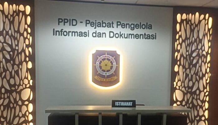 Dugaan Reklame Tanpa IPR di Tomang Disorot Warga, Kasi Sarana Kota Satpol PP DKI Dua Kali Sulit Ditemui Wartawan