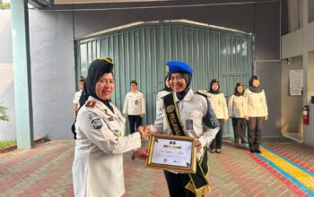 Apel Pagi Jadi Momentum Apresiasi, Lapas Perempuan Kelas IIA Tangerang Sematkan Penghargaan Pegawai Teladan Triwulan II