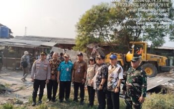 Pemkot Jakarta Barat Tertibkan Aset Milik Pemprov DKI di Duri Kosambi