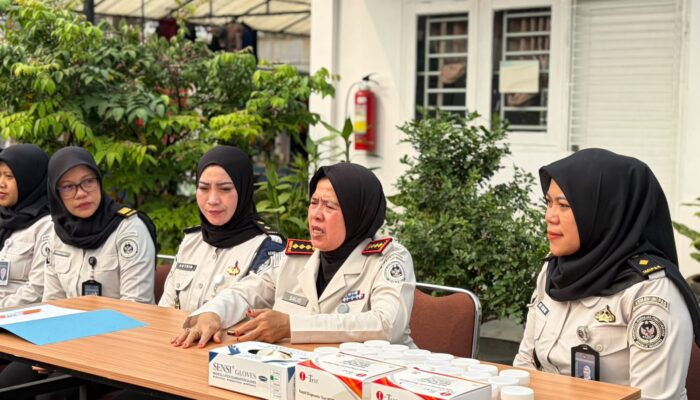Deteksi Dini, Lapas Perempuan Kelas IIA Tangerang Laksanakan Tes Urin bagi Warga Binaan
